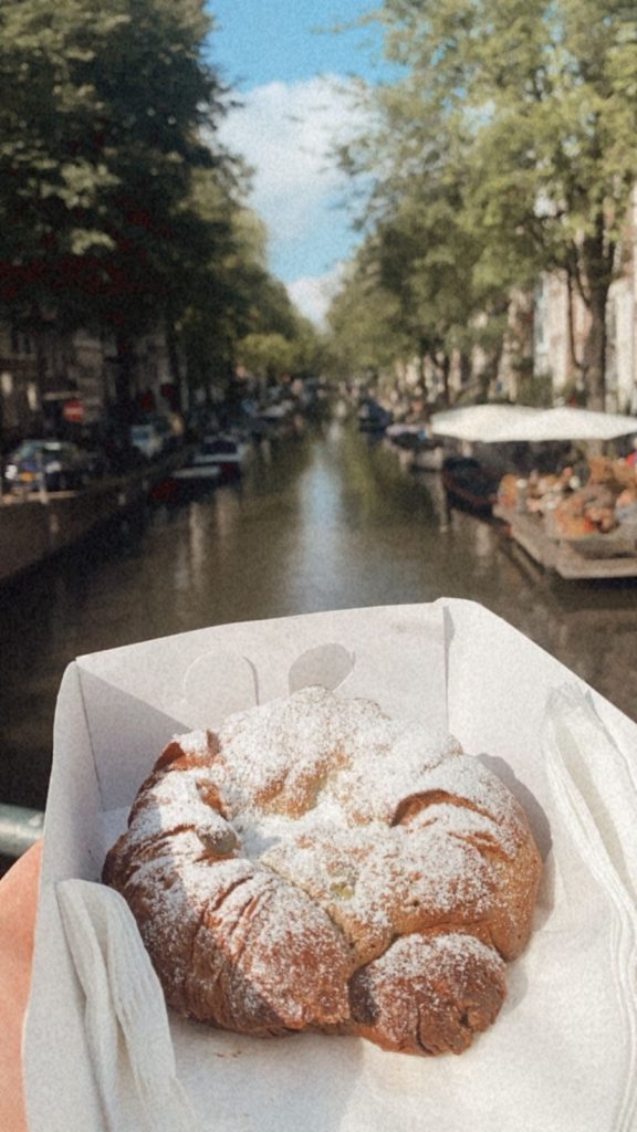 pastries and cakes amsterdam date