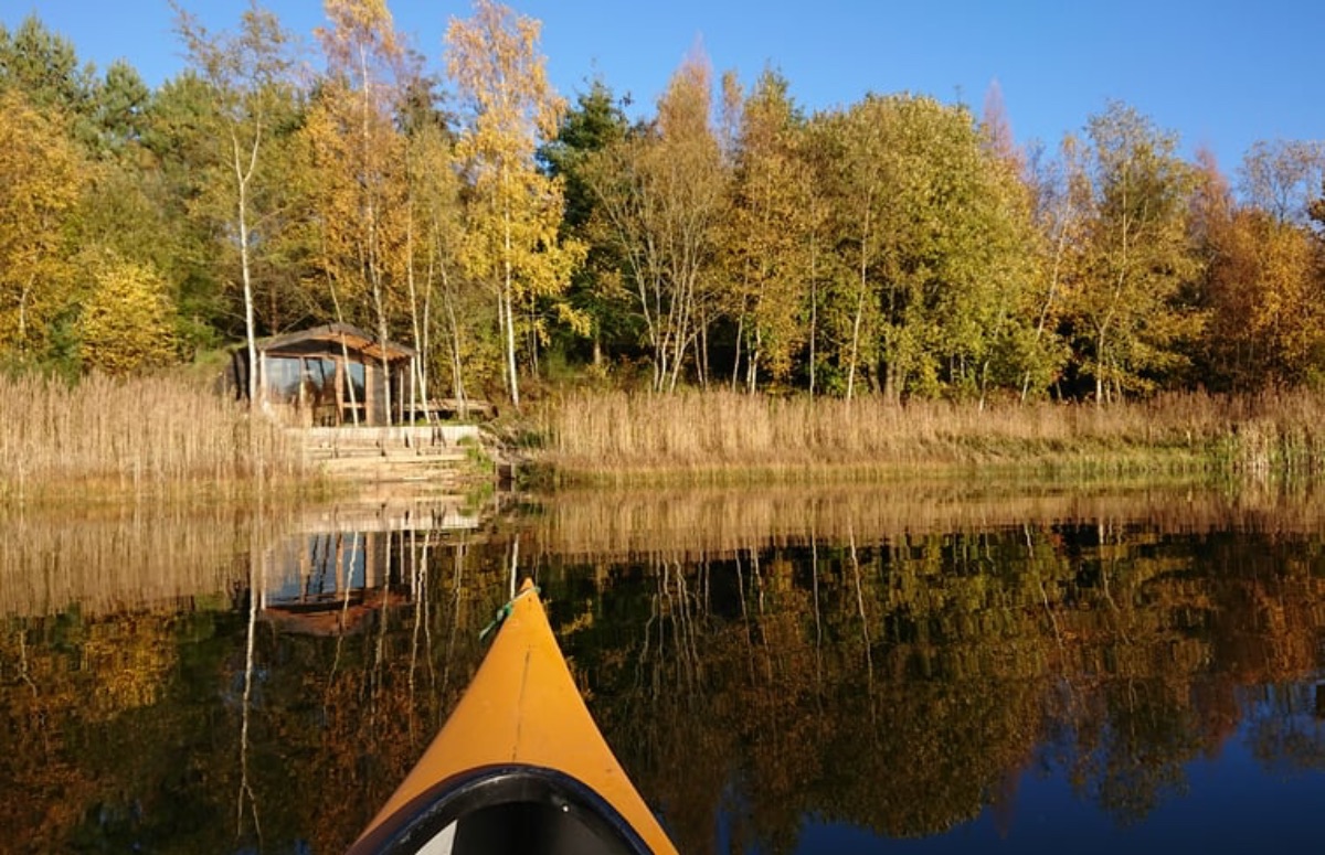 cabin by the lake netherlands