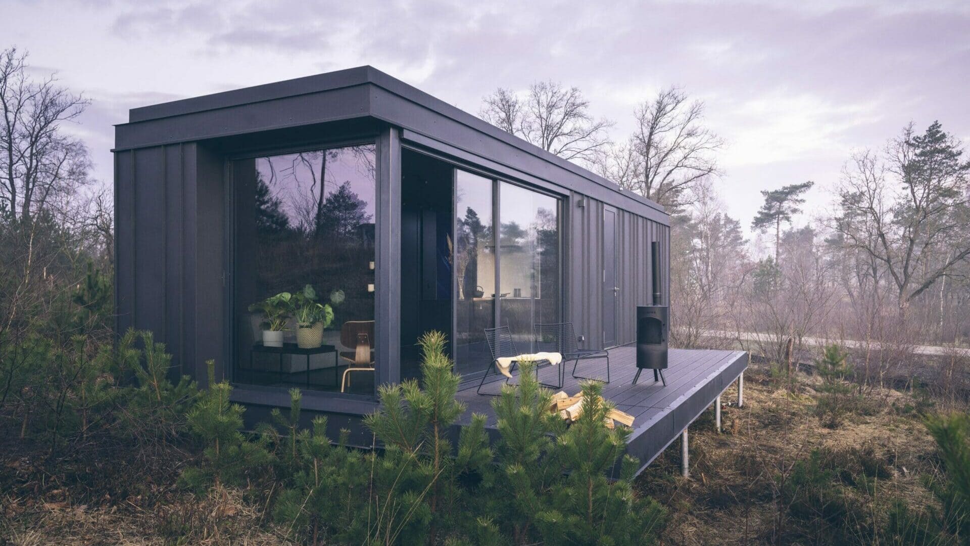 tiny modern house near amsterdam