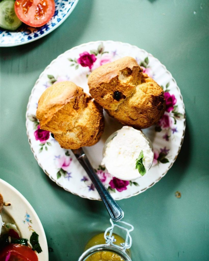 15 Hidden Breakfast Gems in Amsterdam (And 1 to Avoid!)