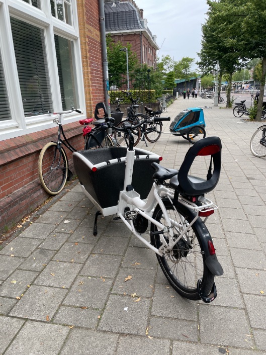 bakfiets amsterdam